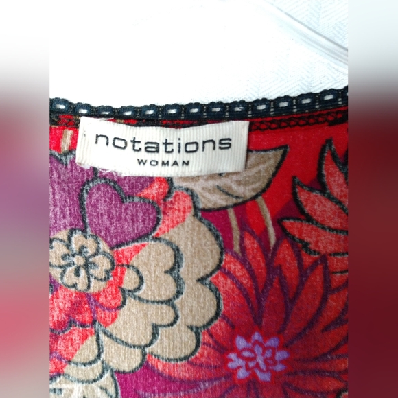 Notations Woman Bold Floral Knit Top Travelers Plus Size 1X Chest 46" - Picture 3 of 5